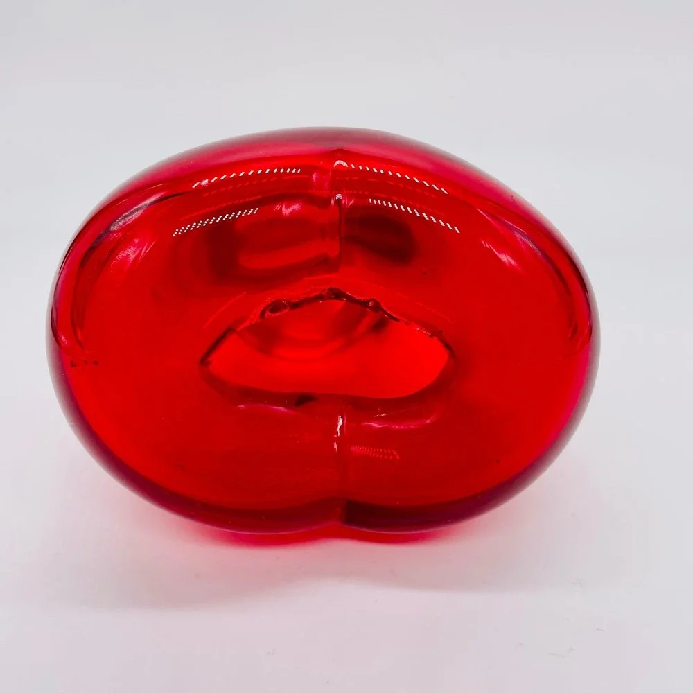 Salviati Murano Heart Glass Vase by Maria Christina Hamel Red Clear 1990s
